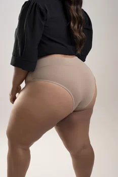 Tanga alta detalhe em renda 2
