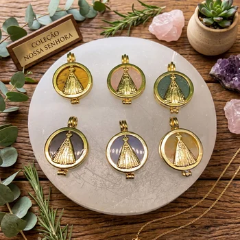 Pingente Relicário de Nossa Senhora Aparecida - Dourado-