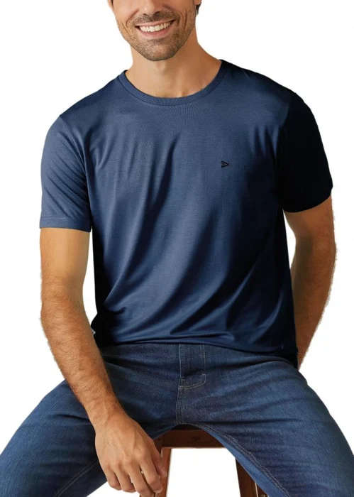 Malwee Camiseta Básica Decote Redondo em Viscose Stretch (0)