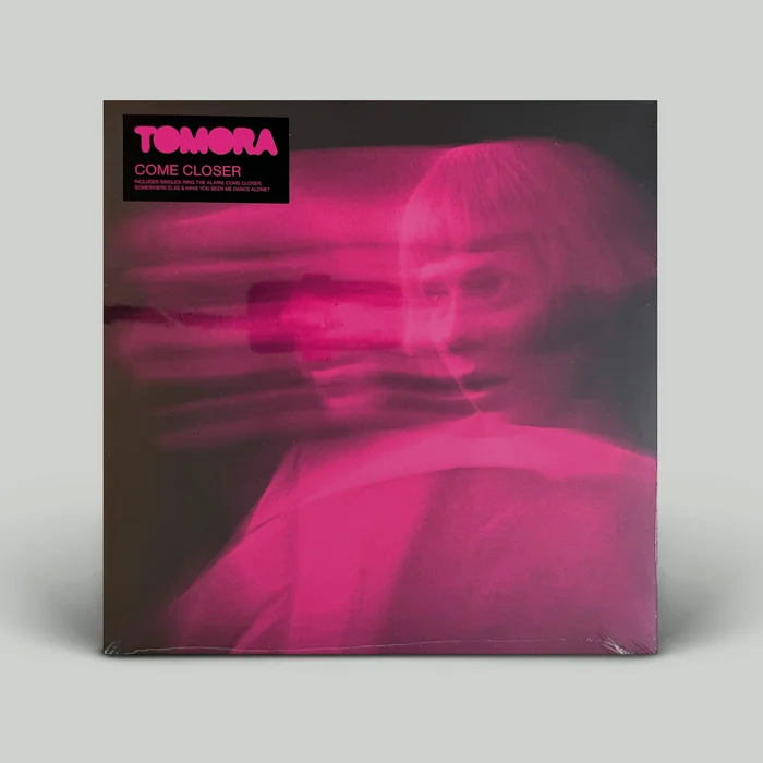 Tomora - Come Closer (Colorido) (big)